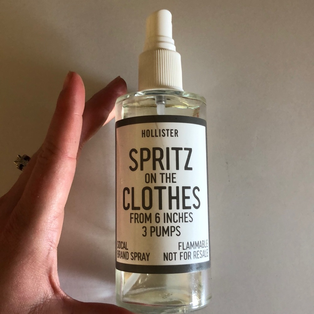 Hollister Spray